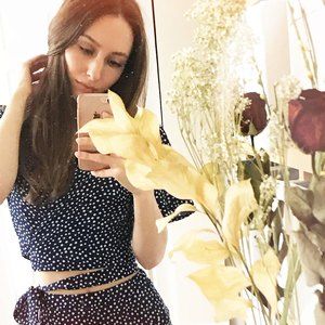 Meet your Posher, Nina